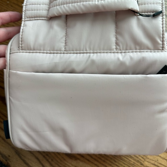 Calpak Luka Hanging Toiletry Bag - Picture 9 of 10